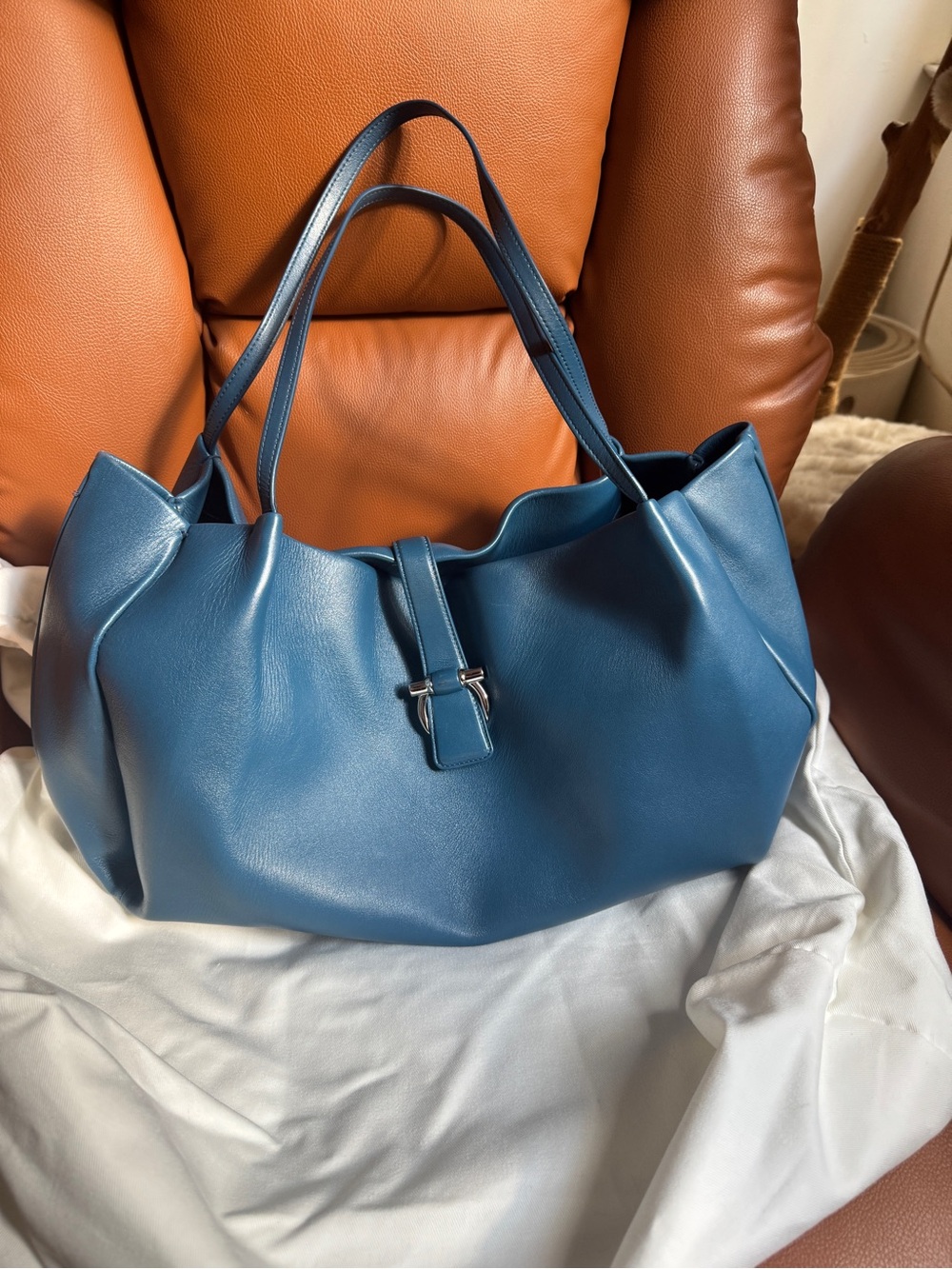 Ferragamo pre-spring ‘25 Leather Tote
